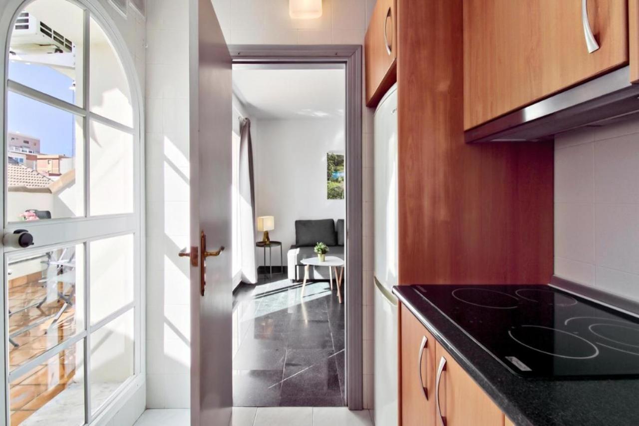 Atico Con Terraza Privada En Malaga Centro Apartment Luaran gambar